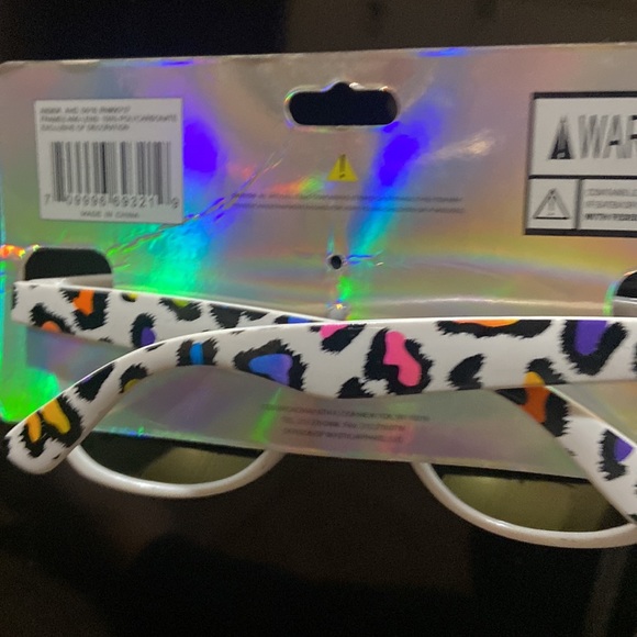 Limited Too Girls Sunglasses - Picture 2 of 2